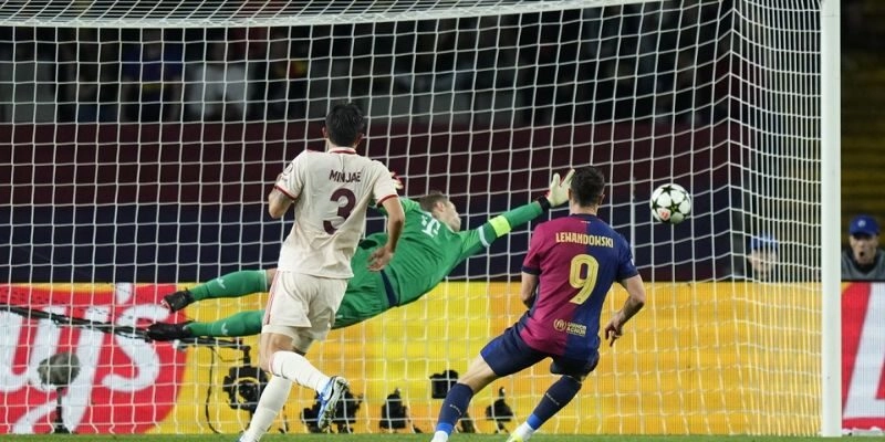 Đánh giá đội hình và tình trạng chấn thương trước trận